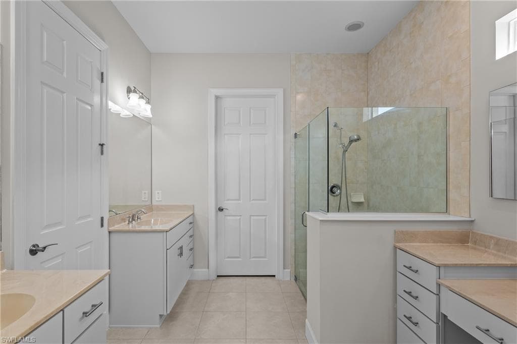 9328 Fieldstone Ln, Naples, FL 34120-16