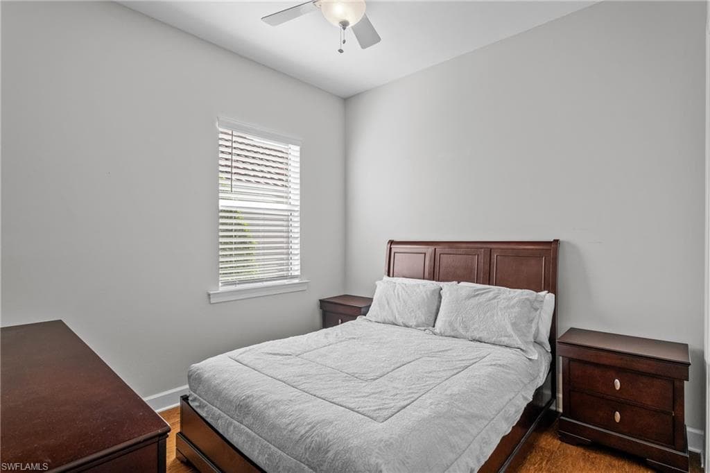 9328 Fieldstone Ln, Naples, FL 34120-22