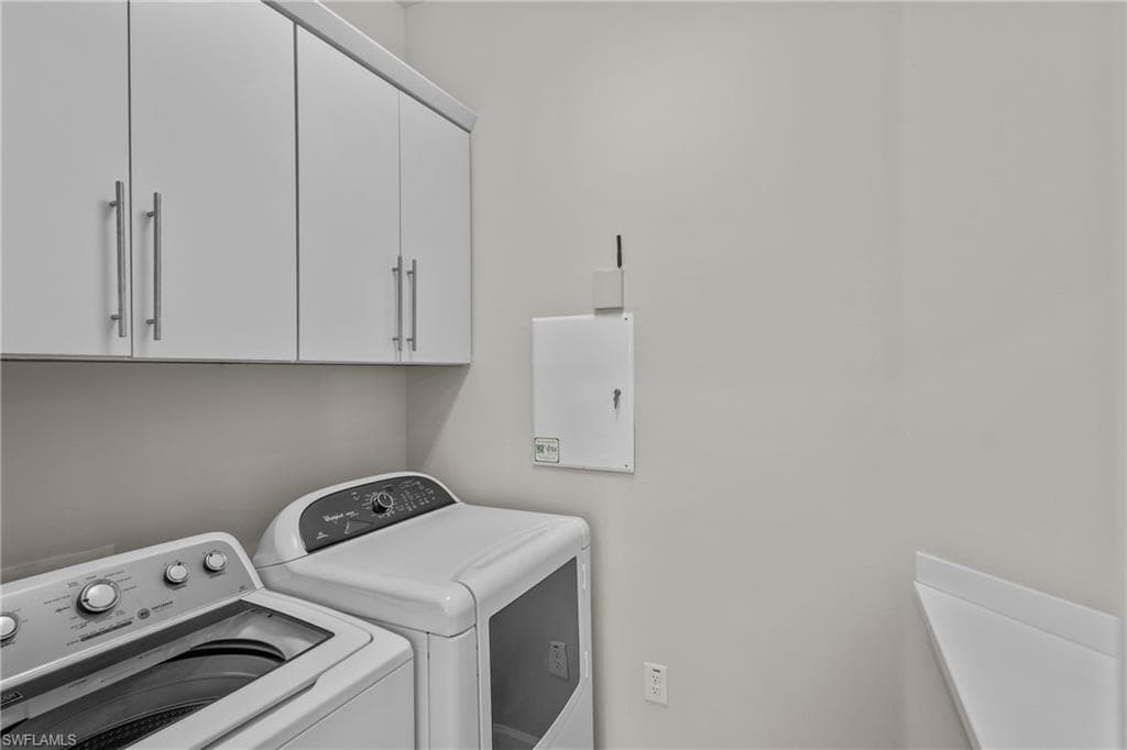 9328 Fieldstone Ln, Naples, FL 34120-23