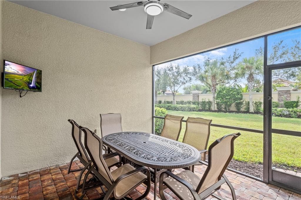 9328 Fieldstone Ln, Naples, FL 34120-26