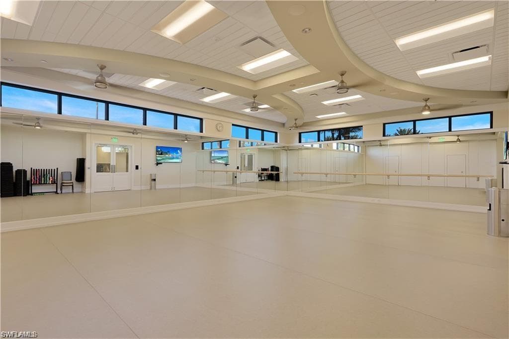 9328 Fieldstone Ln, Naples, FL 34120-43