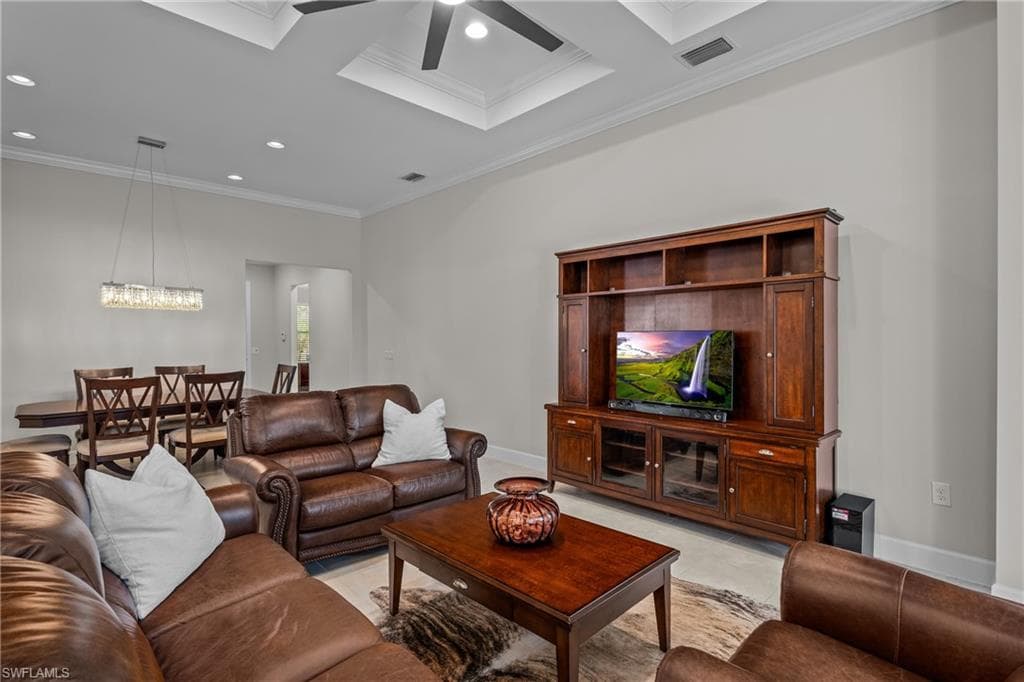 9328 Fieldstone Ln, Naples, FL 34120-6