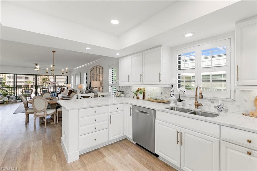 900 Panama Ct 4, Marco Island, FL 34145-15