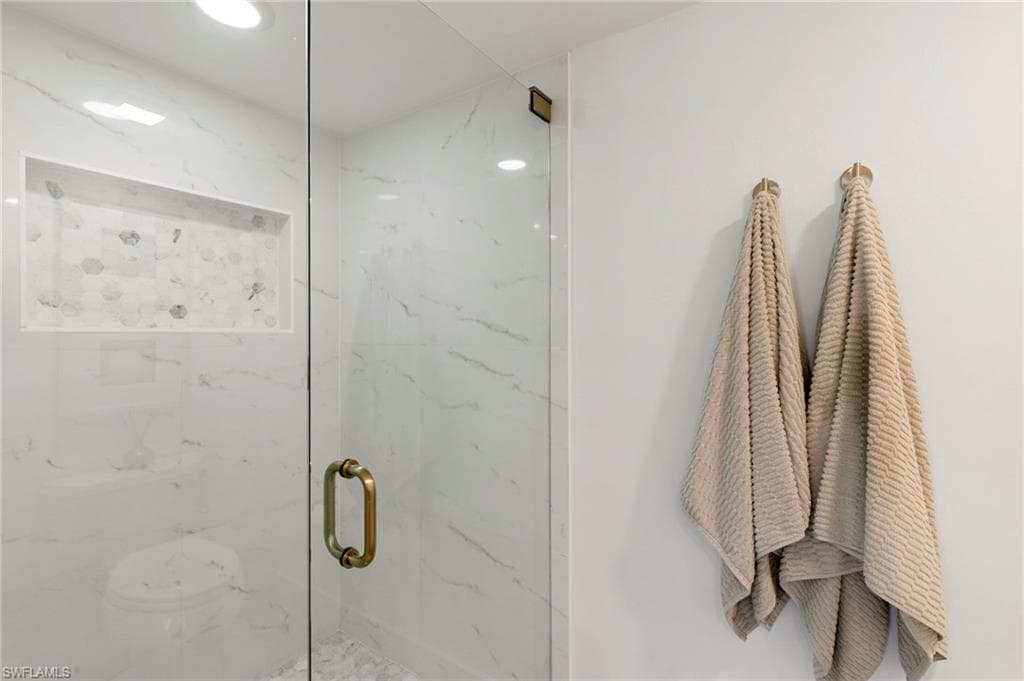 900 Panama Ct 4, Marco Island, FL 34145-19