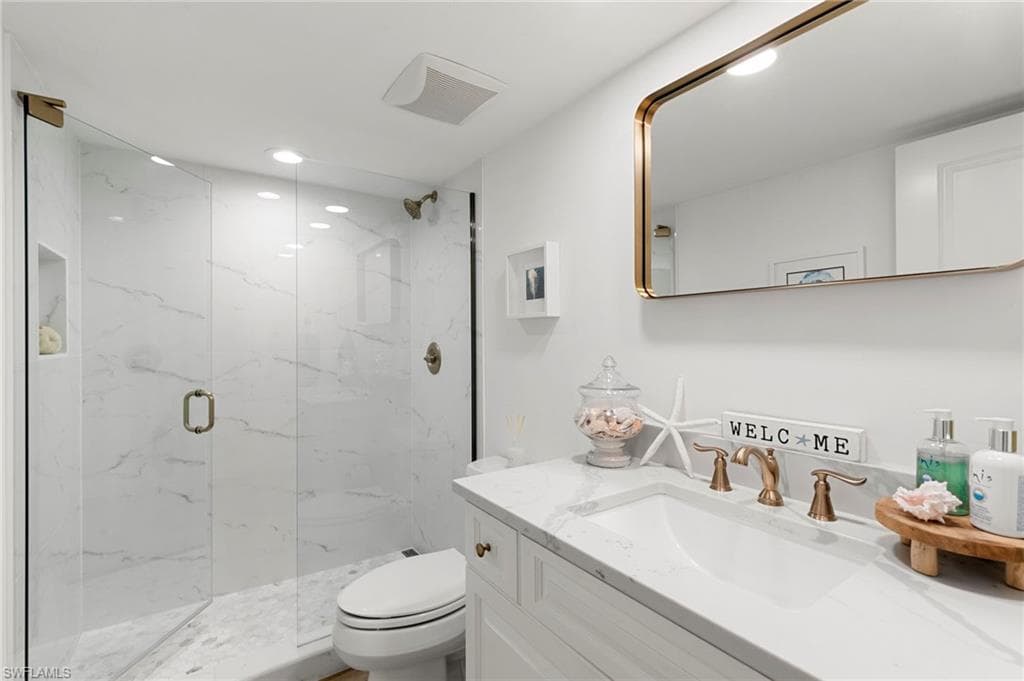 900 Panama Ct 4, Marco Island, FL 34145-24