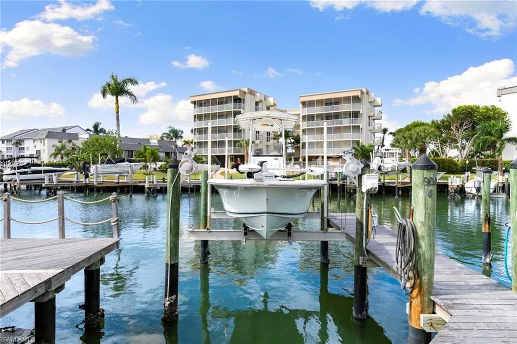 900 Panama Ct 4, Marco Island, FL 34145-30