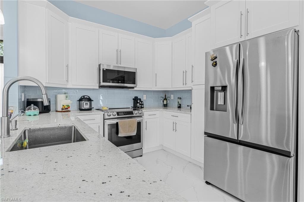 2780 16th Ave SE, Naples, FL 34117-16