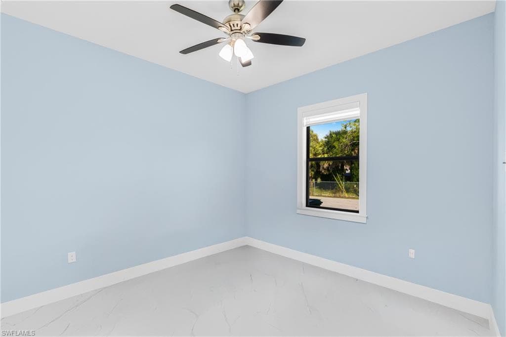 2780 16th Ave SE, Naples, FL 34117-27