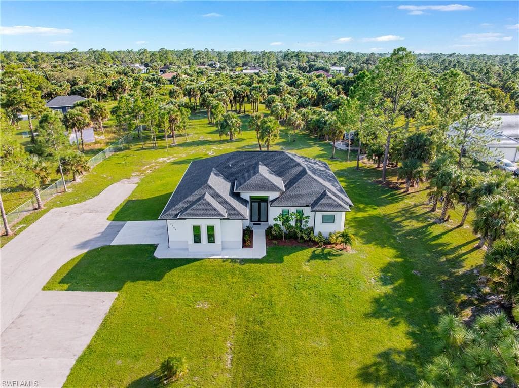 2780 16th Ave SE, Naples, FL 34117-2