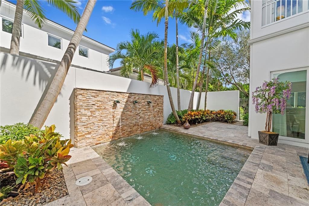 9149 Mercato Way, Naples, FL 34108-37