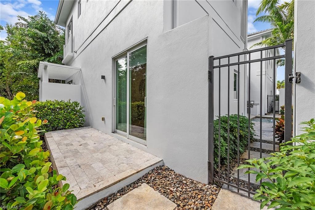 9149 Mercato Way, Naples, FL 34108-39