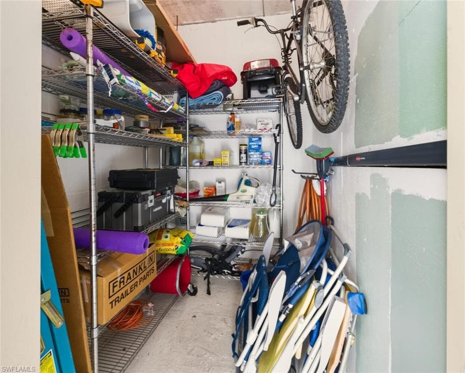 7515 Stoneybrook Dr 818, Naples, FL 34112-27