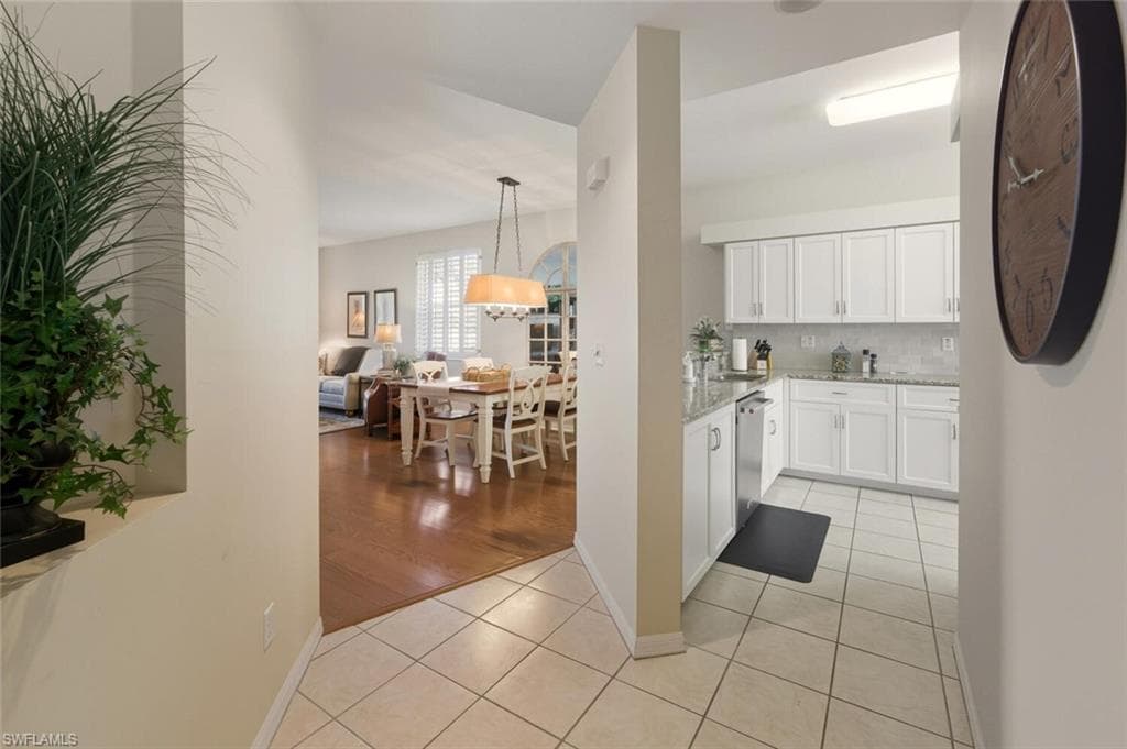 7515 Stoneybrook Dr 818, Naples, FL 34112-4