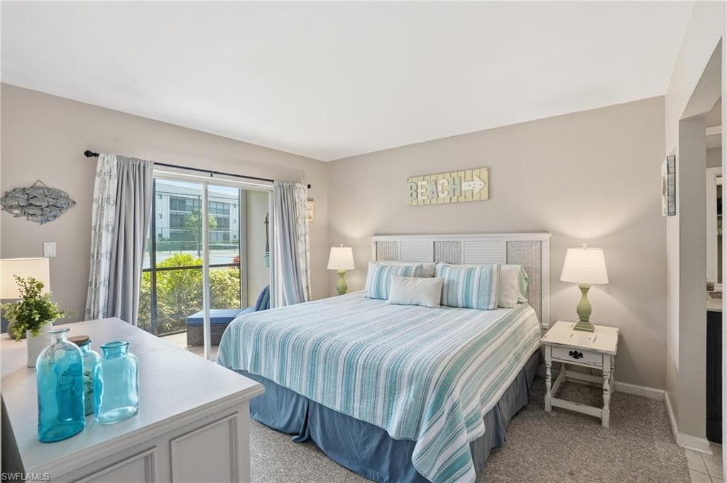 788 Park Shore Dr H14, Naples, FL 34103-15