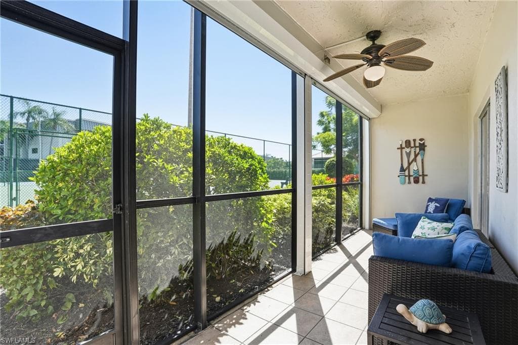 788 Park Shore Dr H14, Naples, FL 34103-22