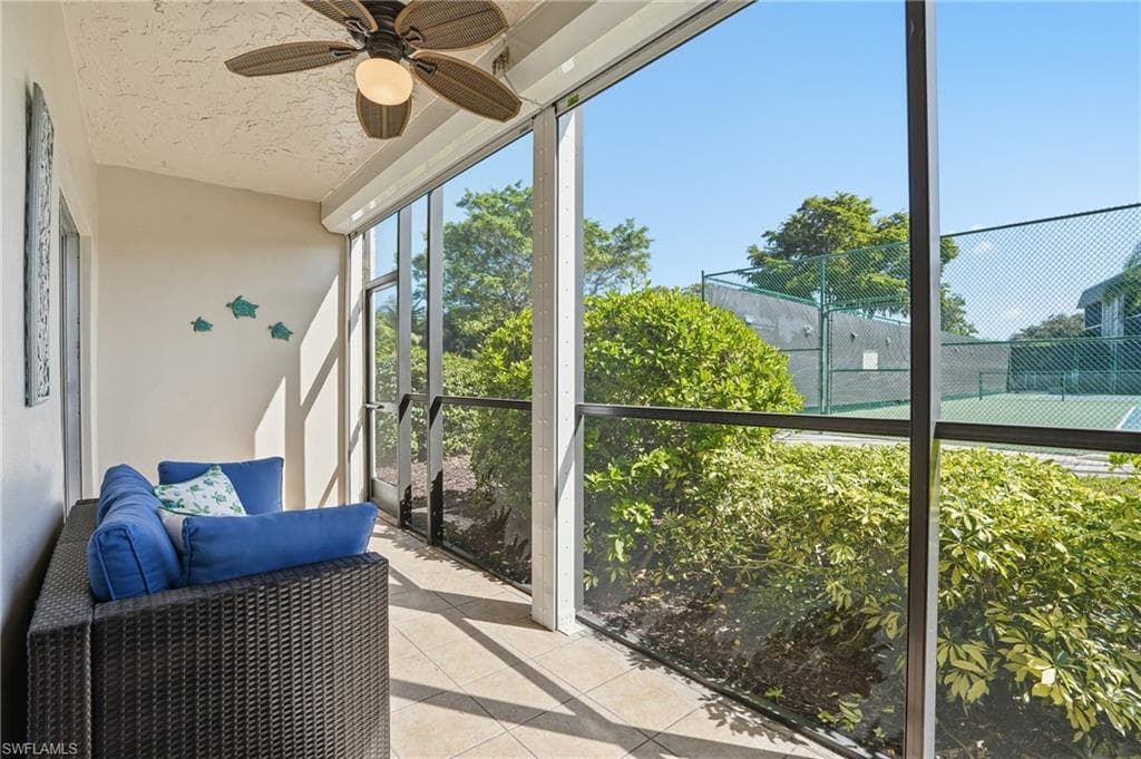 788 Park Shore Dr H14, Naples, FL 34103-24