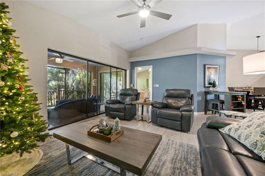 17611 Marco Island Ln, Fort Myers, FL 33908-8