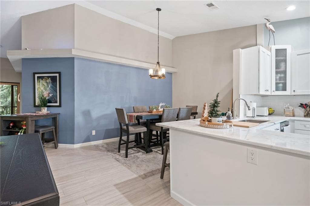 17611 Marco Island Ln, Fort Myers, FL 33908-11