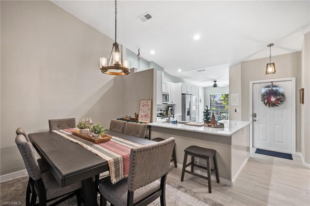 17611 Marco Island Ln, Fort Myers, FL 33908-12