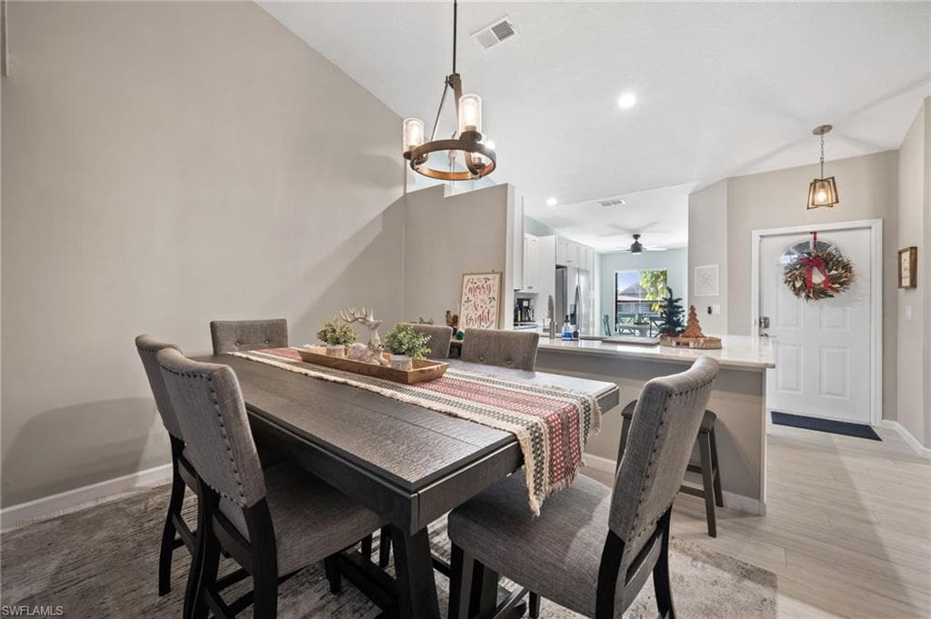 17611 Marco Island Ln, Fort Myers, FL 33908-13