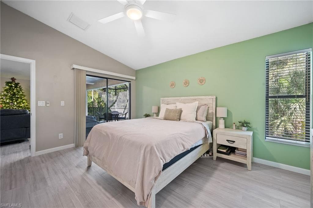 17611 Marco Island Ln, Fort Myers, FL 33908-17