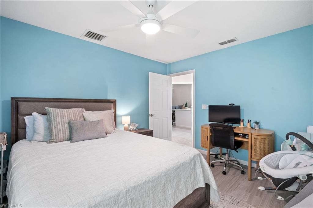 17611 Marco Island Ln, Fort Myers, FL 33908-21