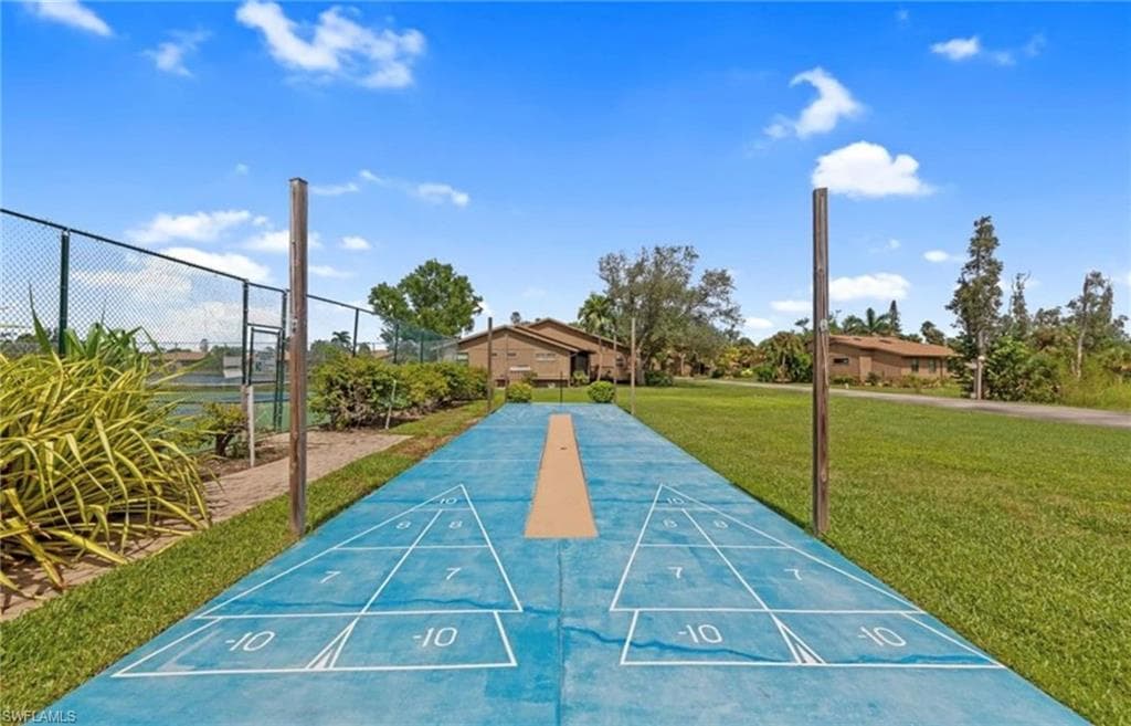 17611 Marco Island Ln, Fort Myers, FL 33908-39