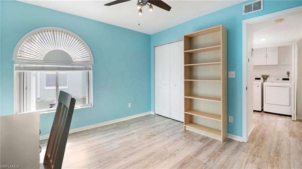 905 New Waterford Dr 101, Naples, FL 34104-15