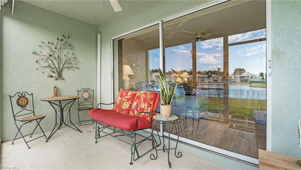 905 New Waterford Dr 101, Naples, FL 34104-19