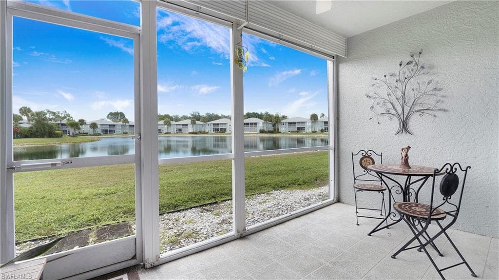 905 New Waterford Dr 101, Naples, FL 34104-20