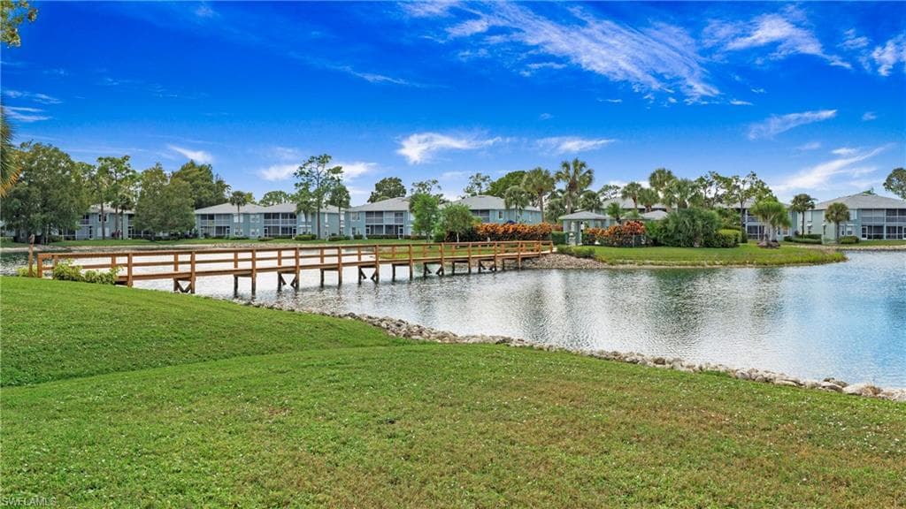 905 New Waterford Dr 101, Naples, FL 34104-22