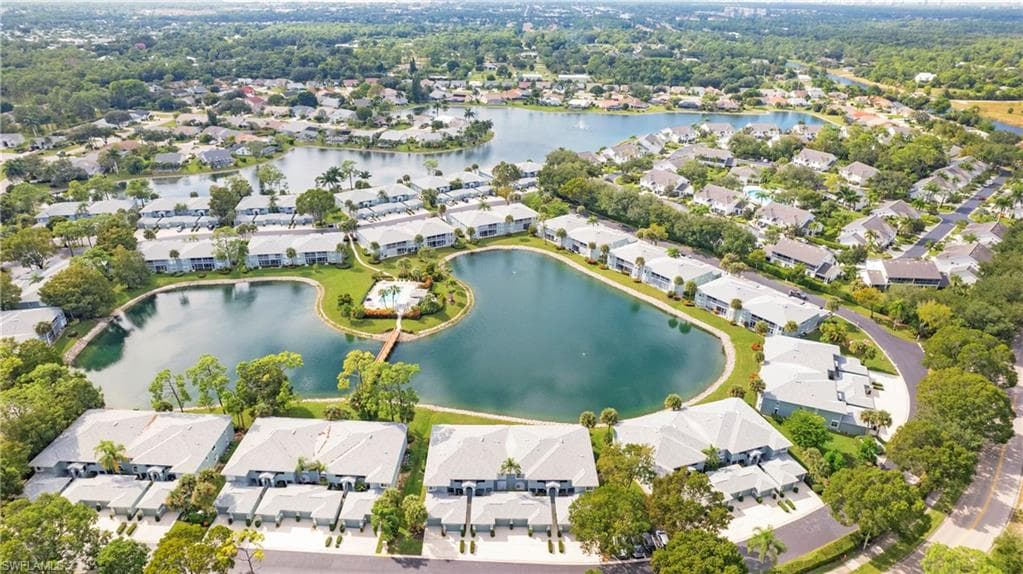 905 New Waterford Dr 101, Naples, FL 34104-24