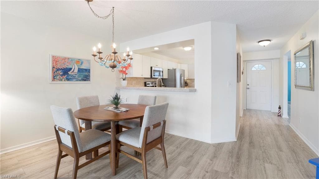 905 New Waterford Dr 101, Naples, FL 34104-7