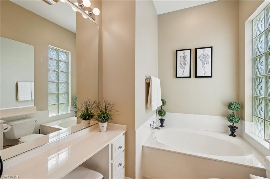 15330 Bonefish Trl, Bonita Springs, FL 34135-26