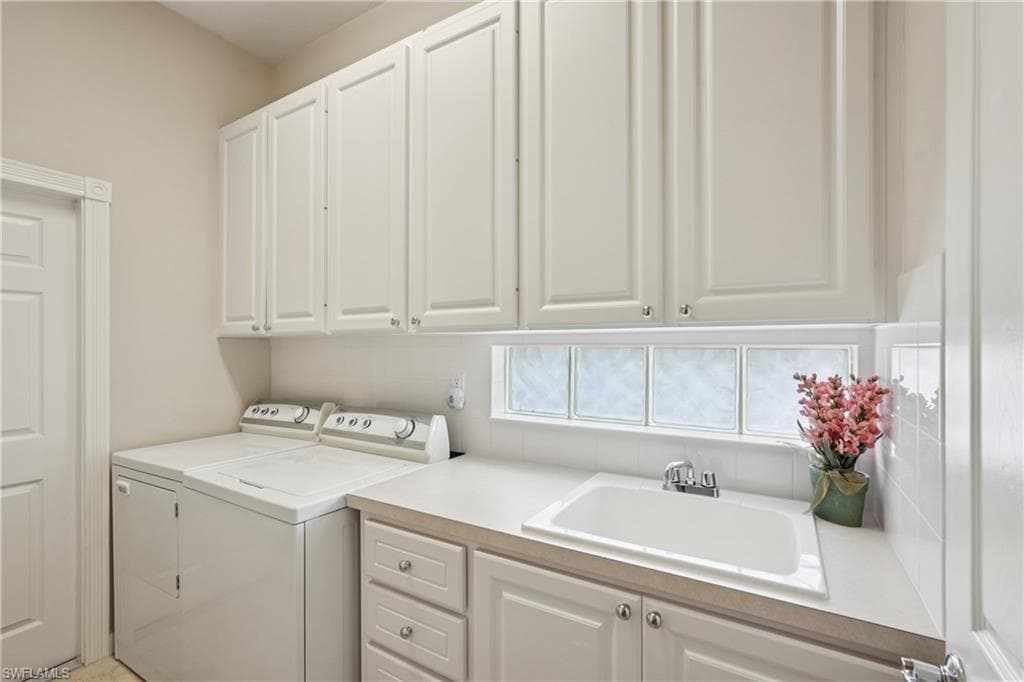 15330 Bonefish Trl, Bonita Springs, FL 34135-32