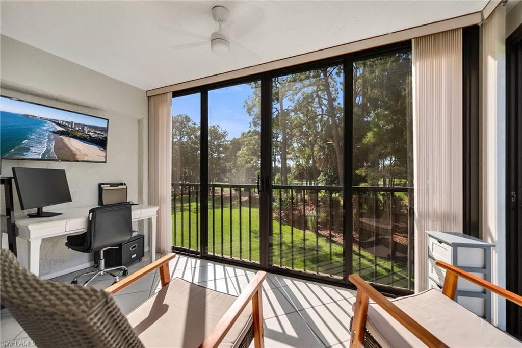 228 Fox Glen Dr 3204, Naples, FL 34104-25