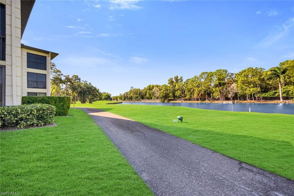 228 Fox Glen Dr 3204, Naples, FL 34104-33