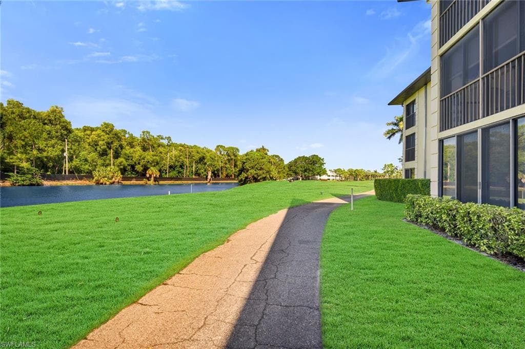 228 Fox Glen Dr 3204, Naples, FL 34104-34