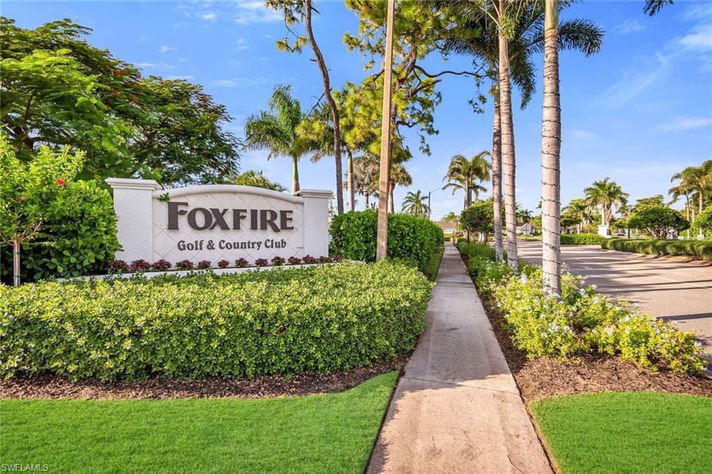 228 Fox Glen Dr 3204, Naples, FL 34104-40