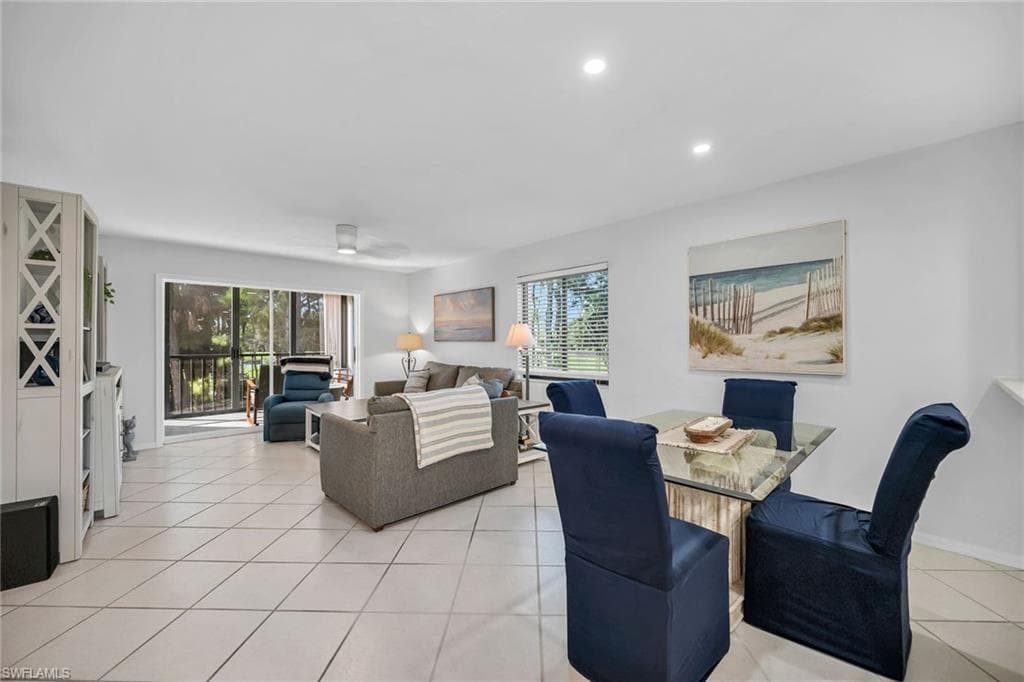 228 Fox Glen Dr 3204, Naples, FL 34104-6