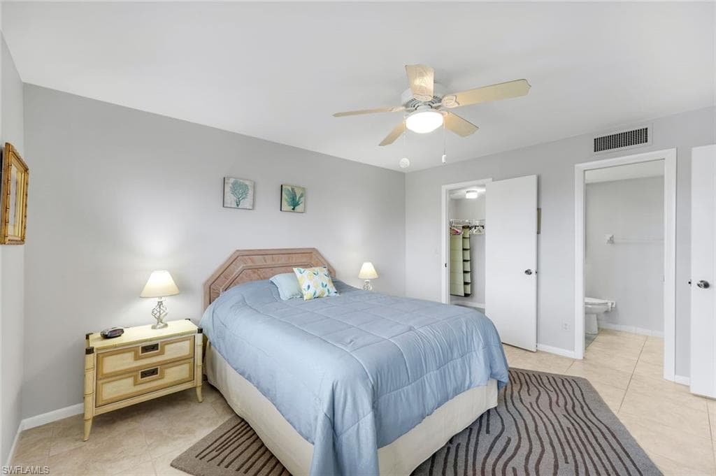 37 High Point Cir E 109, Naples, FL 34103-13