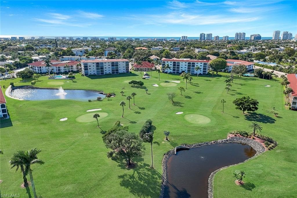 37 High Point Cir E 109, Naples, FL 34103-34