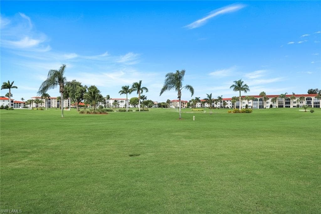 37 High Point Cir E 109, Naples, FL 34103-36