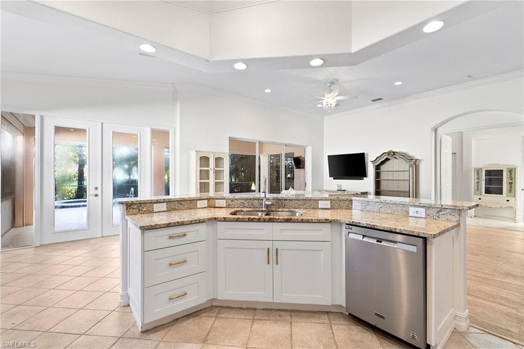 12512 Wildcat Cove Cir, Estero, FL 33928-11