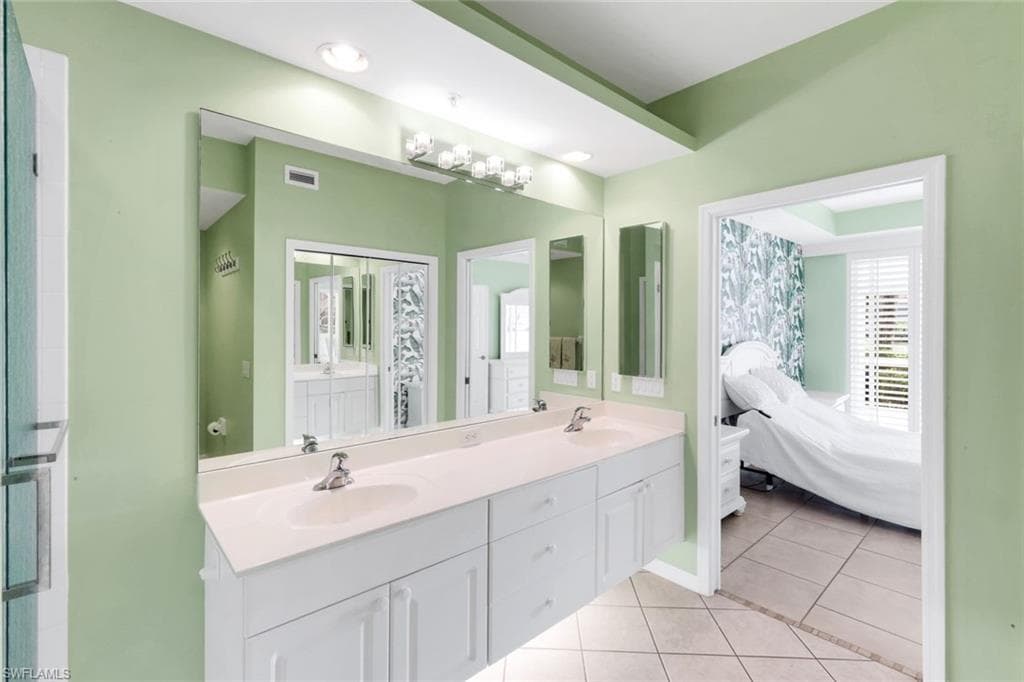 2415 Bayou Ln 7403, Naples, FL 34112-14