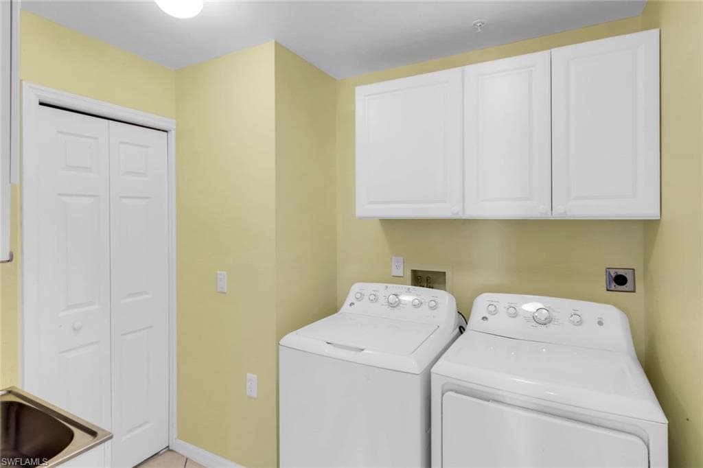 2415 Bayou Ln 7403, Naples, FL 34112-17