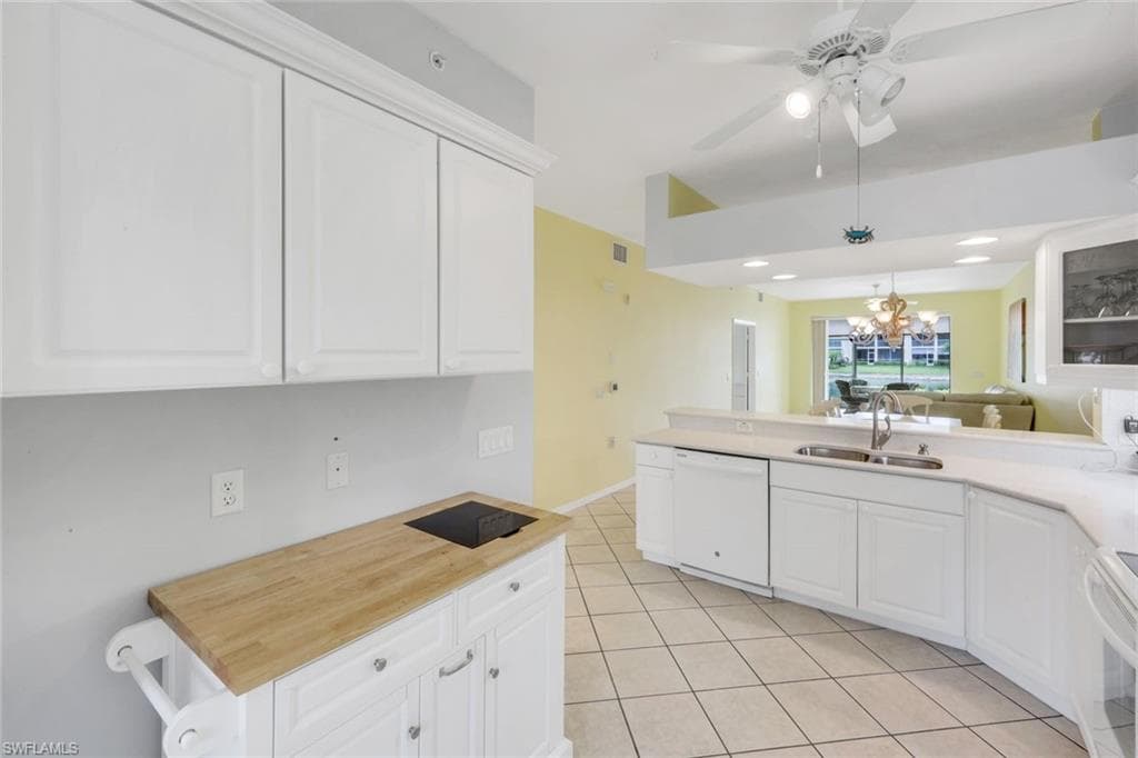 2415 Bayou Ln 7403, Naples, FL 34112-3