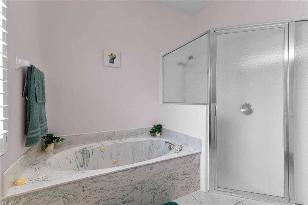 2880 Orange Grove Trl, Naples, FL 34120-19