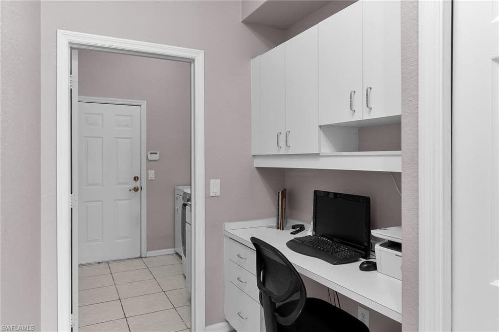 2880 Orange Grove Trl, Naples, FL 34120-22