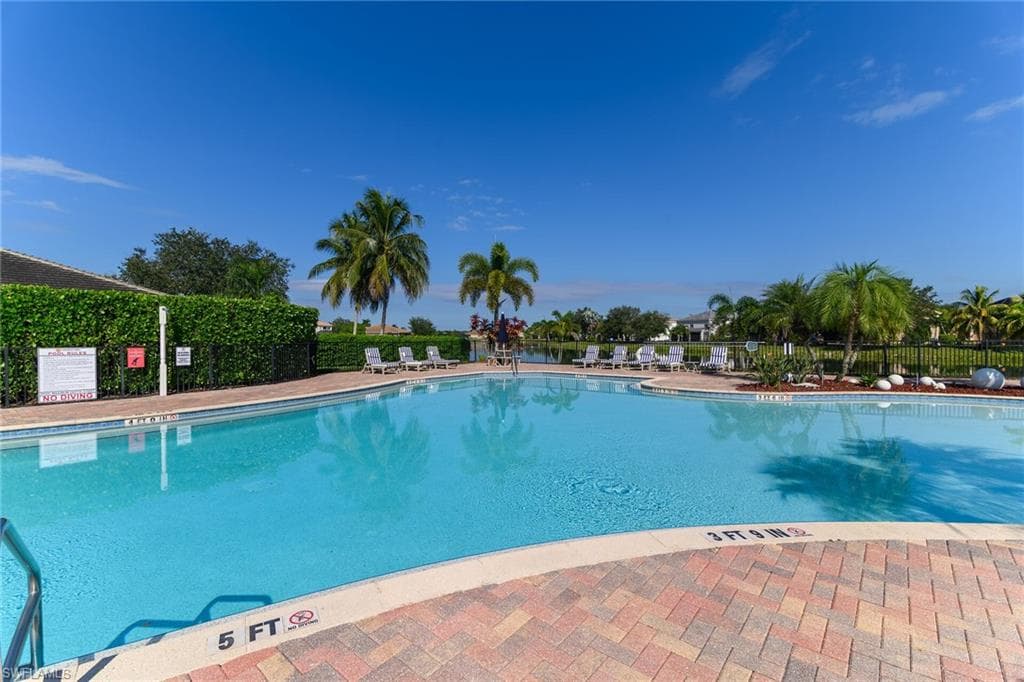 2880 Orange Grove Trl, Naples, FL 34120-28